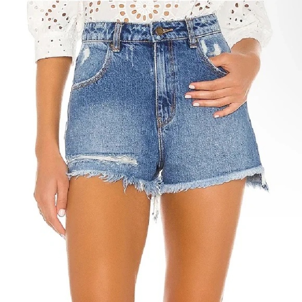 Rolla’s Jean Denim Medium Wash Distressed Shorts Dusters High Rise Slim Sz 26